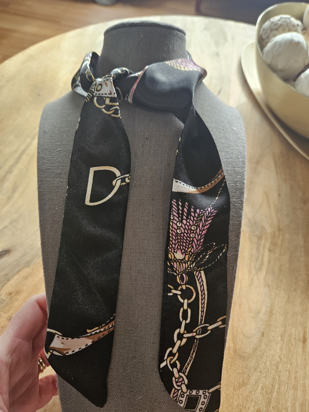Black Skinny Scarf with Pink & Gold Horsebit Motif
